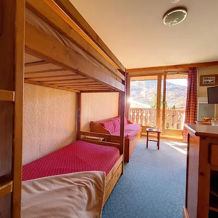 Résidence Valmonts A - Standard · Départ Aux Pieds · Balcon Mae-2624 *